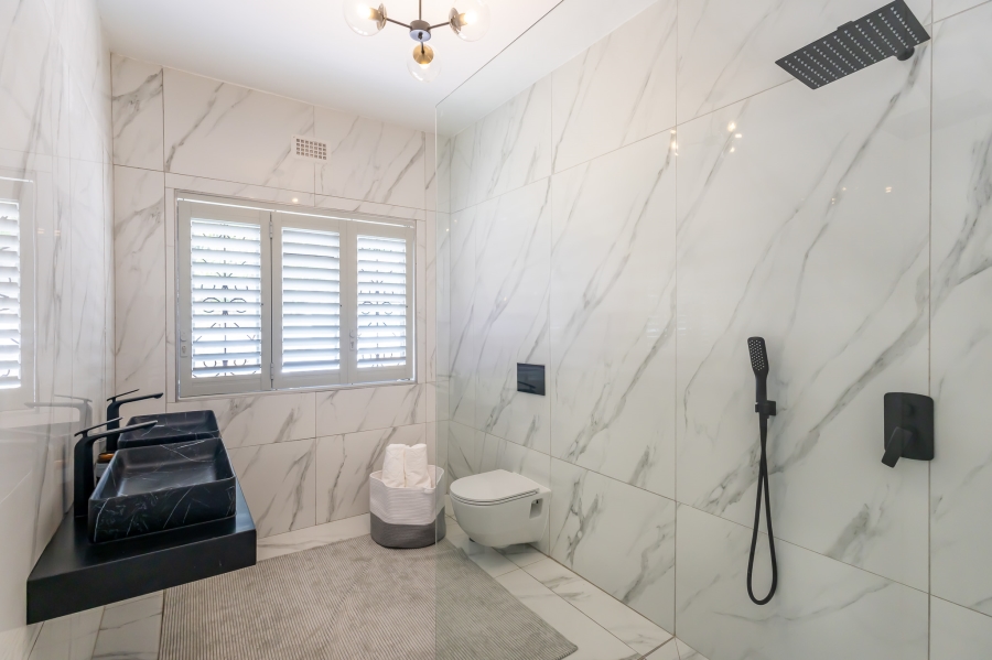 To Let 3 Bedroom Property for Rent in Camps Bay Western Cape